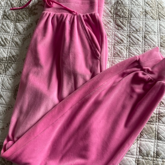 Victoria’s Secret velour jogger - Picture 1 of 4